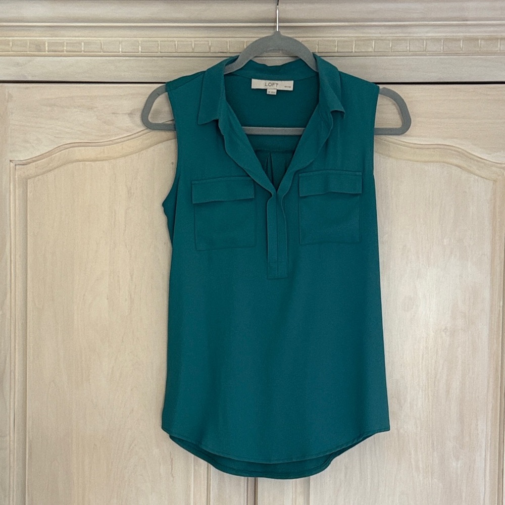 LOFT Teal Sleeveless Blouse